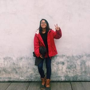 Meet your Posher, Liz